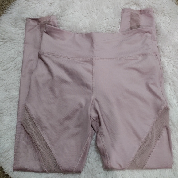 Forever 21 Pants - Forever 21 High Waist Full length Lilac Yoga Leggings Size Large